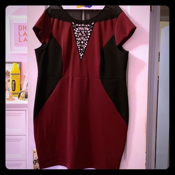 Dorothy Perkins Dresses & Skirts - Dorothy Perkins Neoprene Embellished Dress